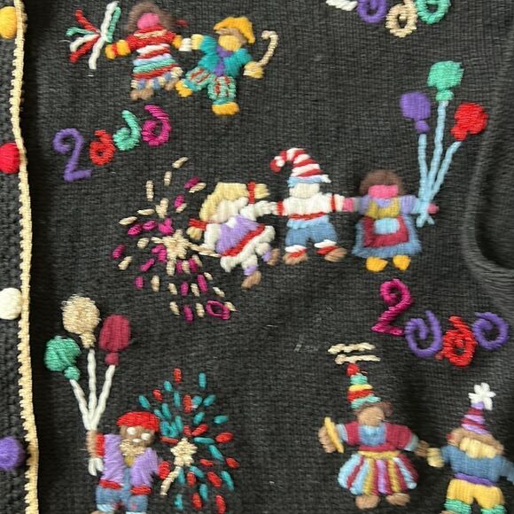 Heirloom Collectables Vintage World Party 2000 embroidered sweater cardigan XL - Picture 8 of 11